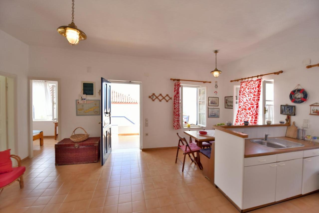 Options House Villa Hydra  Luaran gambar