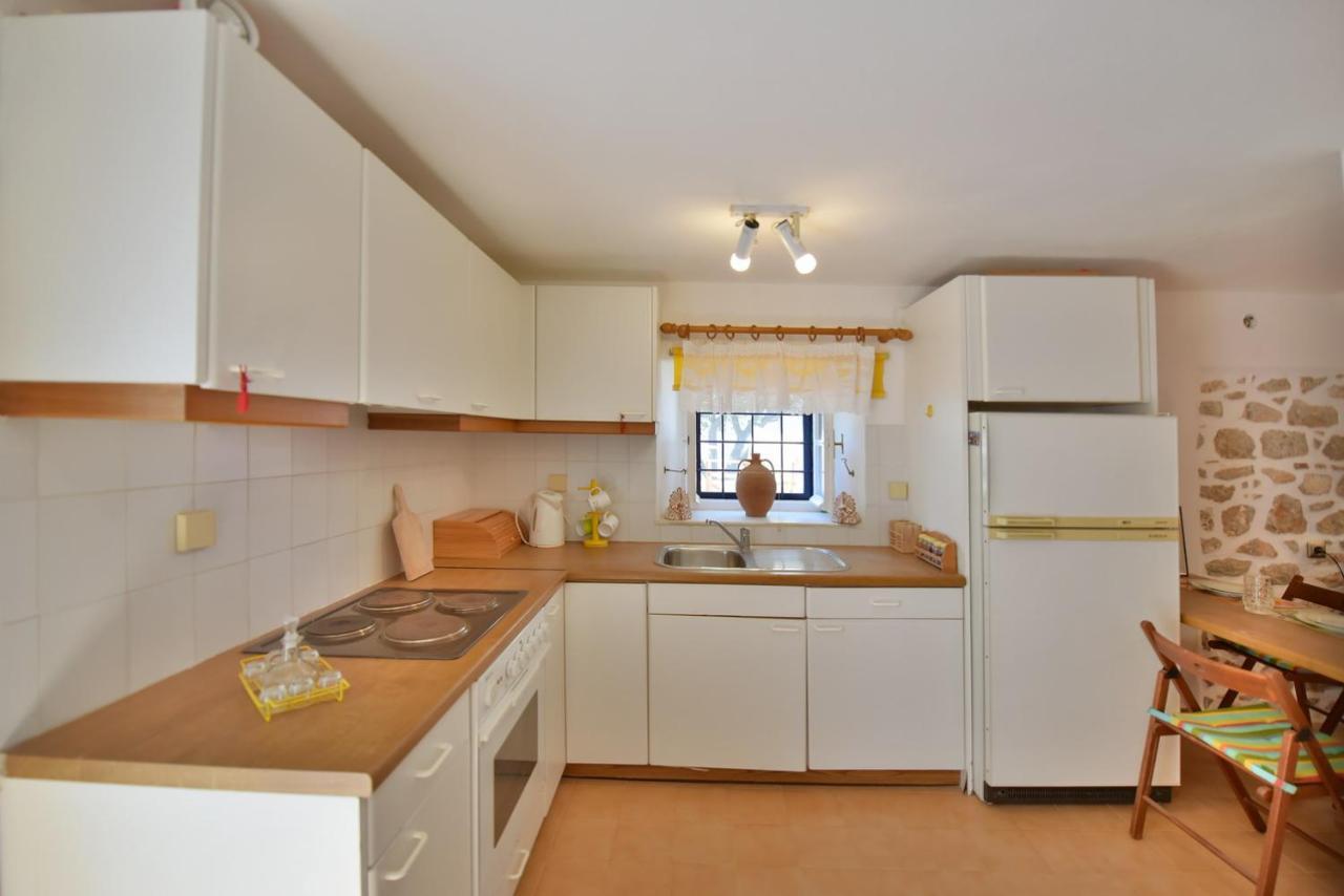 Options House Villa Hydra  Luaran gambar