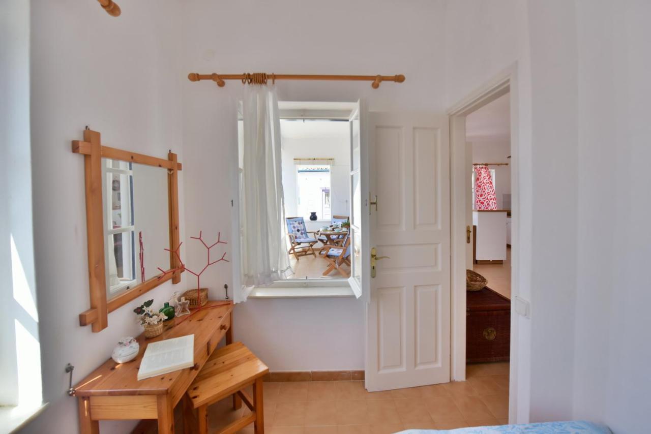 Options House Villa Hydra  Luaran gambar