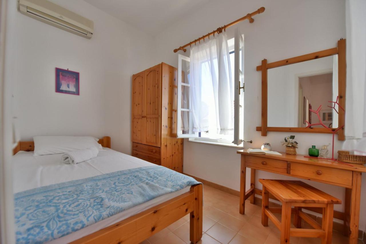 Options House Villa Hydra  Luaran gambar