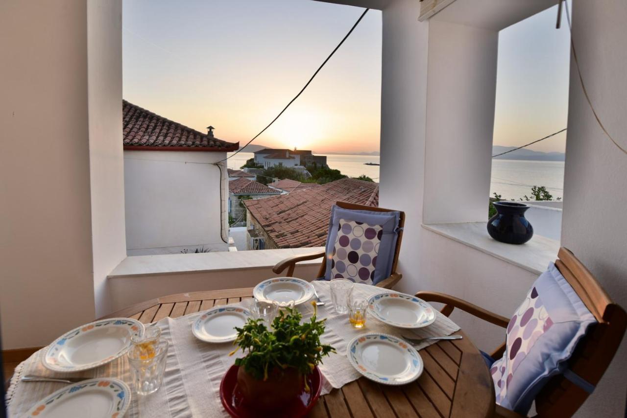 Options House Villa Hydra  Luaran gambar
