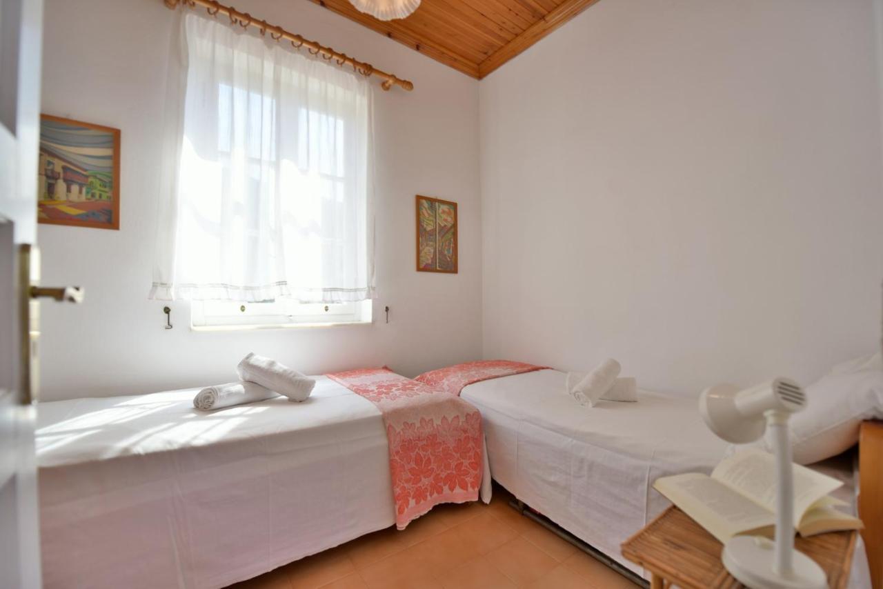 Options House Villa Hydra  Luaran gambar